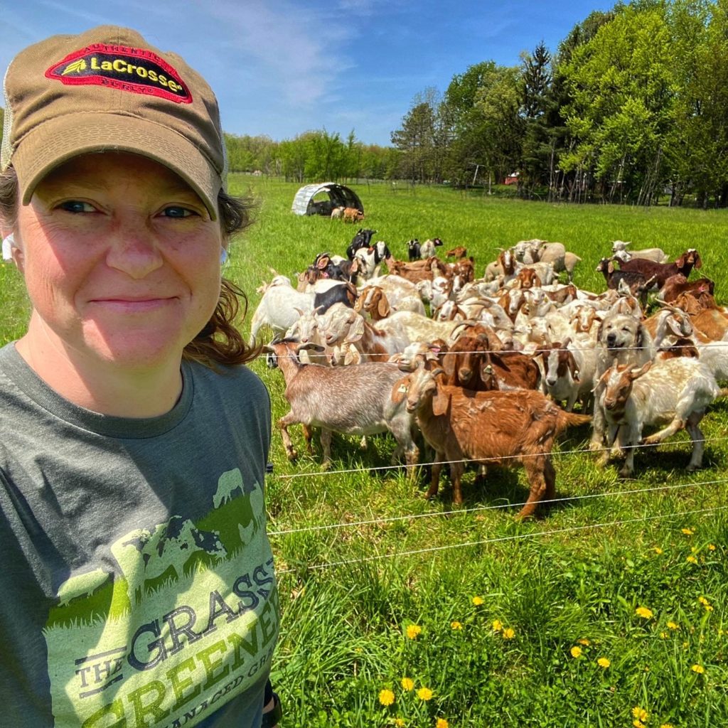 How to keep goats in a fence Grazing with Leslie