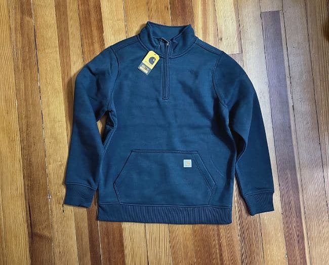 3/4 zip pullover in navy on woodfloor